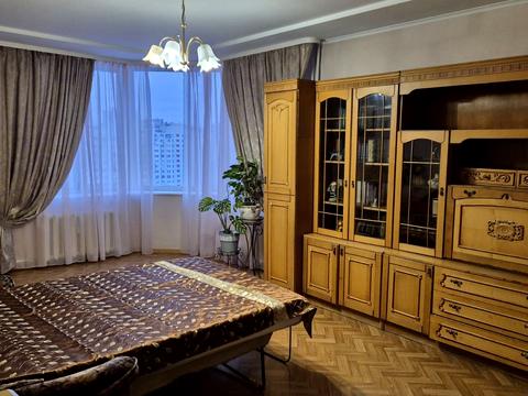 квартира по адресу Миколы Бажана просп., 16