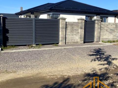 будинок за адресою Чеська