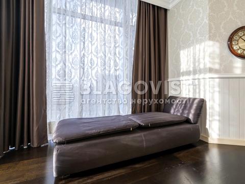 квартира по адресу Джона Маккейна ул. (Кудри Ивана), 7