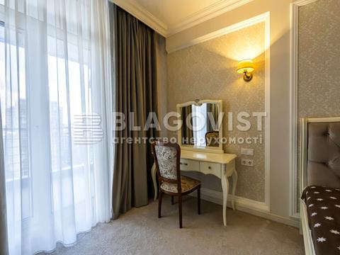 квартира по адресу Джона Маккейна ул. (Кудри Ивана), 7