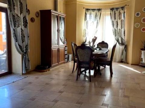 будинок за адресою Центральна вул.