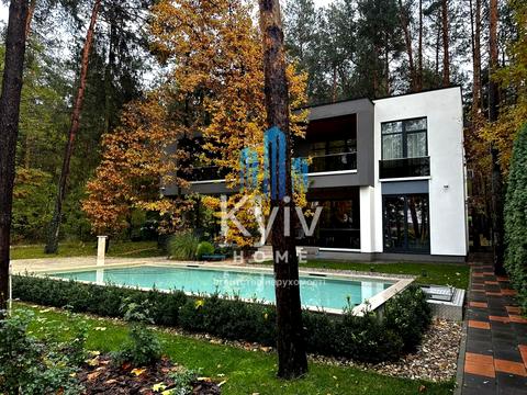 дом по адресу Тиханська