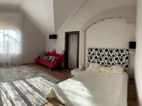 будинок за адресою Чумацький Шлях вул.