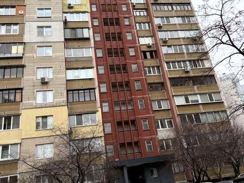 квартира за адресою Анни Ахматової вул., 13-Б