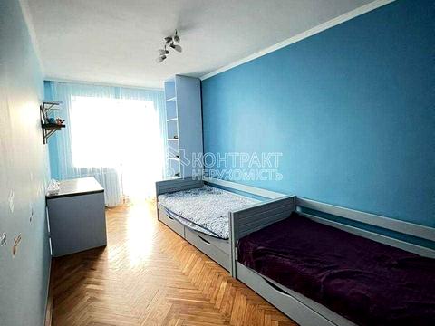 квартира за адресою Гімназійна набережна вул. (Червоношкільна набережна), 26