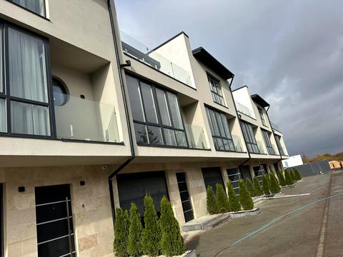 будинок за адресою Затишна