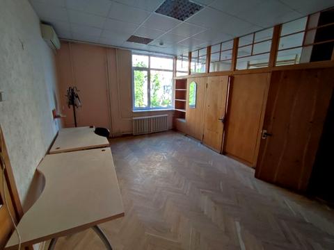 комерційна за адресою Богдана Гаврилишина вул. (Ванди Василевської), 7