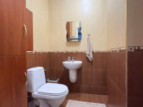 квартира за адресою Миколи Бажана просп., 10