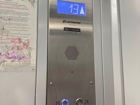 квартира за адресою Миколи Бажана просп., 10