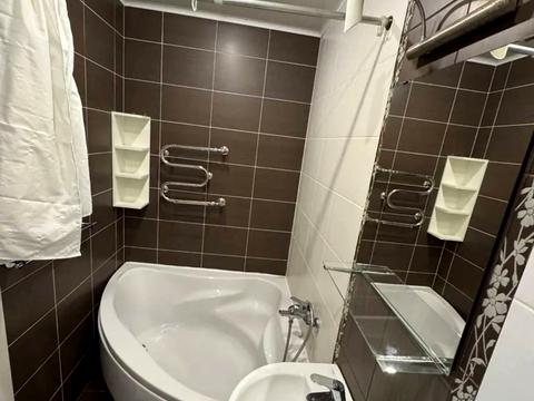 квартира за адресою Леоніда Каденюка вул. (Космонавта Волкова), 11