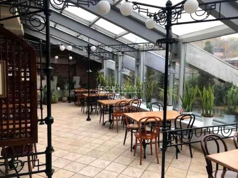 комерційна за адресою Петра Сагайдачного вул., 24