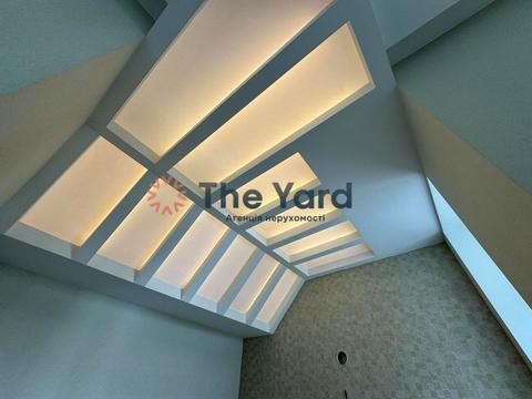 комерційна за адресою Круглоуніверситетська вул., 14