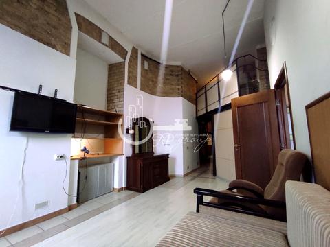 комерційна за адресою Михайлівський пров., 9-Б