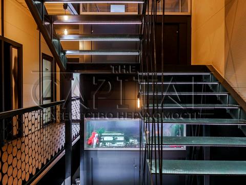 комерційна за адресою 192-га Садова вул., 68