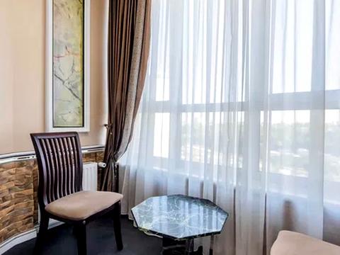 квартира за адресою Новопольова вул., 2