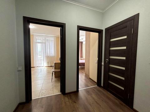 квартира за адресою Академіка Заболотного вул., 15-Б