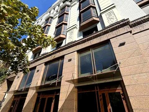 коммерческая по адресу Саксаганского ул., 80