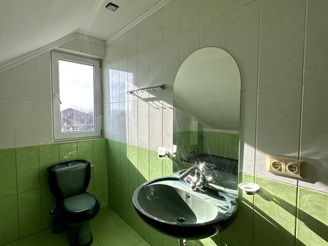 будинок за адресою Джерельна