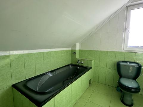 будинок за адресою Джерельна