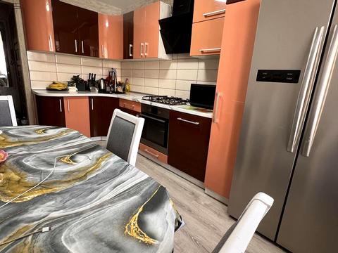 квартира за адресою Гетьмана Івана Мазепи вул. (Топольна), 19