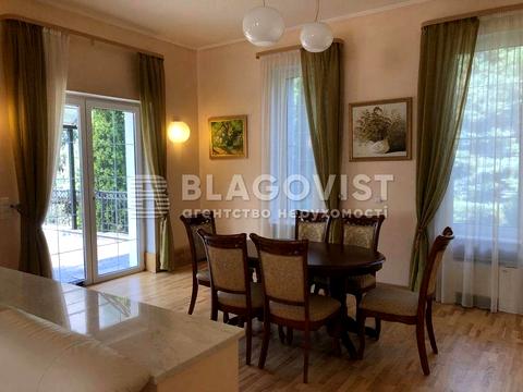 дом по адресу Луговая ул.