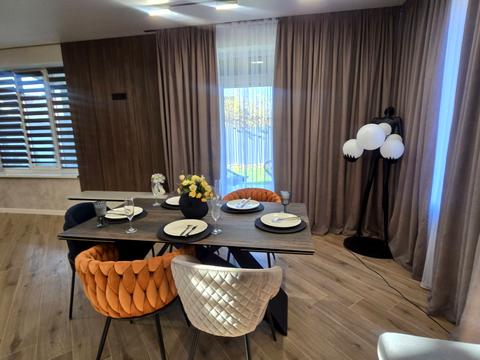 будинок за адресою Леонтовича вул., 12