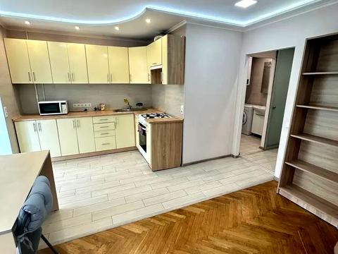 квартира по адресу Кловский спуск (Кловський), 20