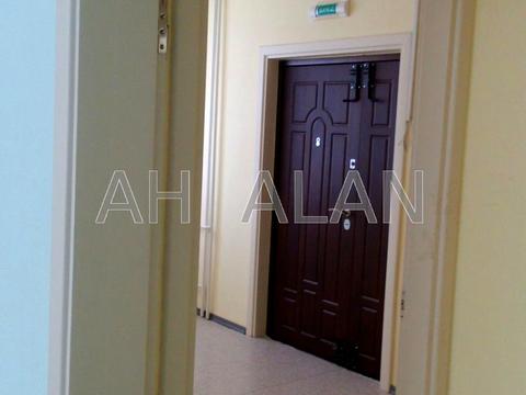 комерційна за адресою Сім'ї Прахових вул. (Гайдара), 22