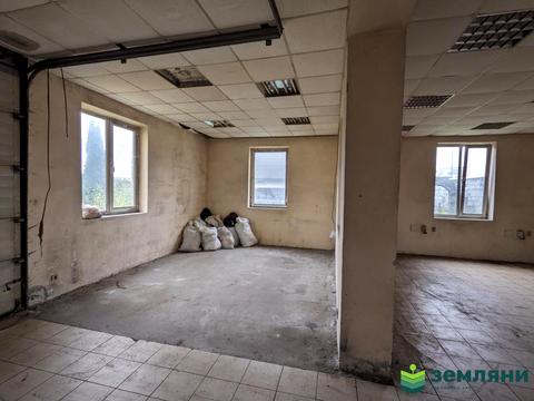 коммерческая по адресу Липова, 16