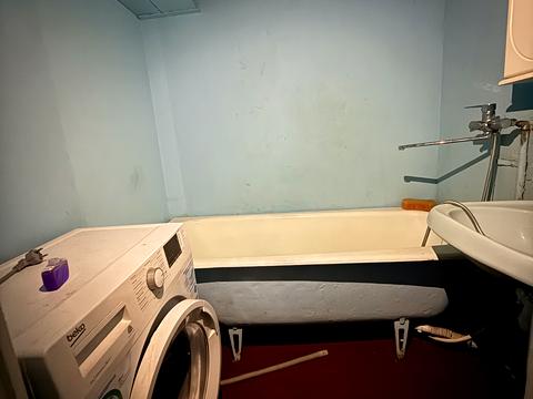 квартира за адресою Поезії вул. (Грибоєдова), 2