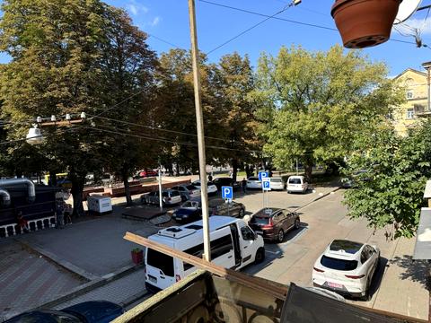 квартира за адресою Лазнева вул., 8