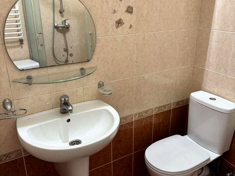 квартира за адресою Лазнева вул., 8