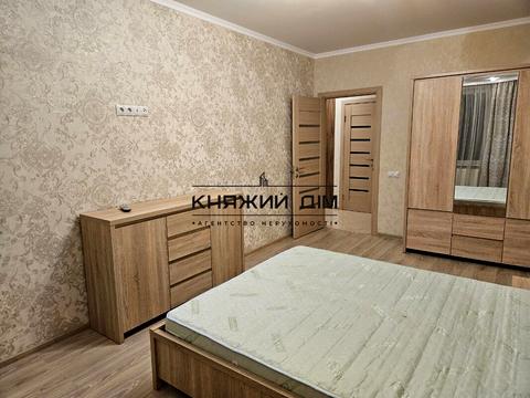 квартира за адресою Дніпровська набережна вул., 26-А