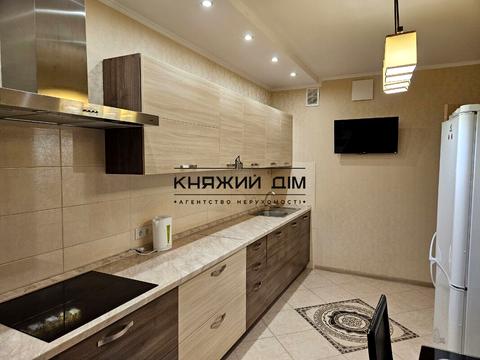 квартира за адресою Дніпровська набережна вул., 26-А