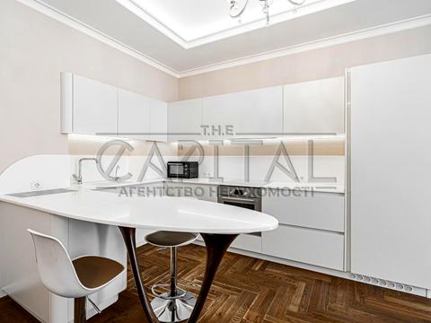 квартира за адресою Інститутська вул., 24/7