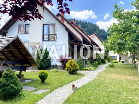 коммерческая по адресу Котеджна, 10