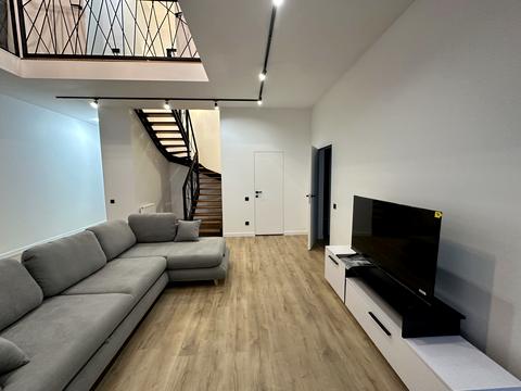 квартира за адресою Під Дубом вул. (Космонавтів), 26-Б