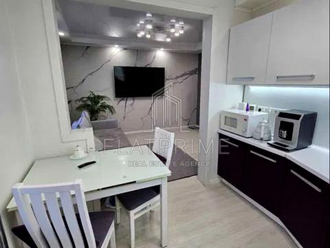 квартира за адресою Академіка Заболотного вул., 12