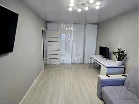 квартира за адресою Академіка Заболотного вул., 12