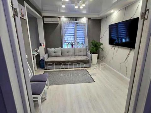 квартира за адресою Академіка Заболотного вул., 12