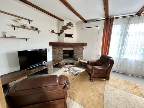 будинок за адресою Центральна вул.