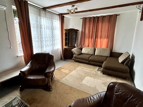 будинок за адресою Центральна вул.