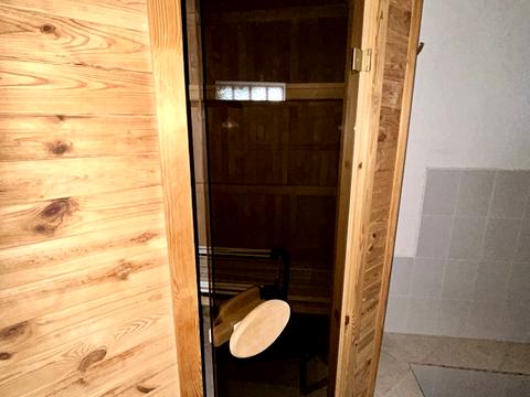 будинок за адресою Центральна вул.