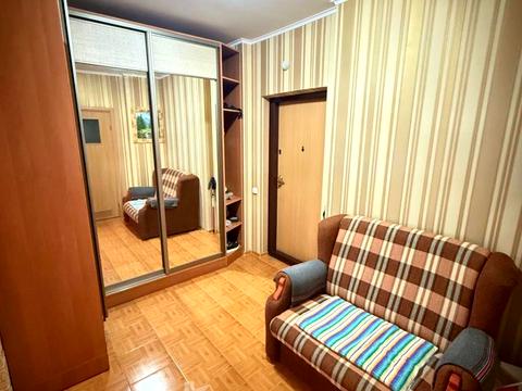 квартира за адресою Анни Ахматової вул., 13