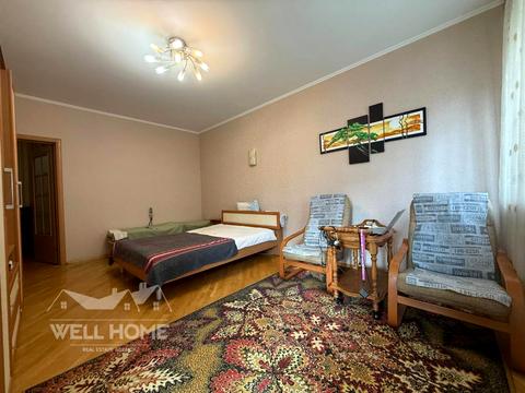 квартира за адресою Анни Ахматової вул., 13