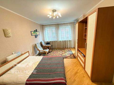 квартира за адресою Анни Ахматової вул., 13