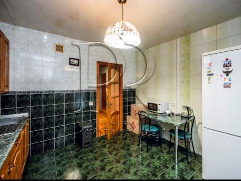 квартира за адресою Ревуцького вул., 42-Б