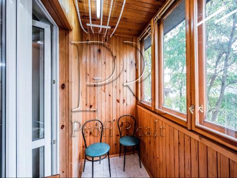 квартира за адресою Ревуцького вул., 42-Б