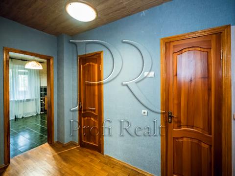 квартира за адресою Ревуцького вул., 42-Б