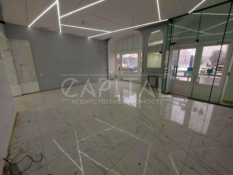 комерційна за адресою Хрещатик вул. (Kreschatic), 1/2